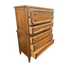 1970s Bassett Vintage Tall Dresser Highboy in French Provincial Style For Sale at 1stDibs
