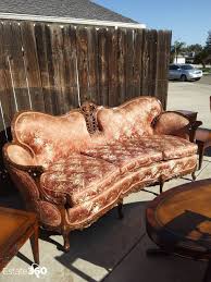 Stunning Angelus Furniture Company Victorian Parlor Settee Auction | Estate 360