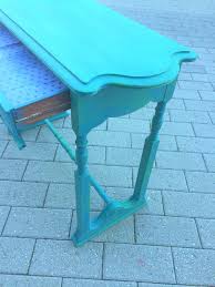 Bringing Out the Cheer: One Table, Two Color Ways - Finding Your Good
