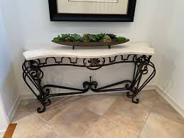 Entry Way Table