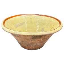Large French Late 19th Century Yellow Tian Bowl Centerpiece For Sale at 1stDibs