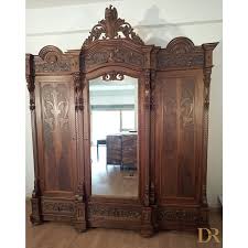 Guarda-roupa antigo estilo renascentista italiano século XIX ...