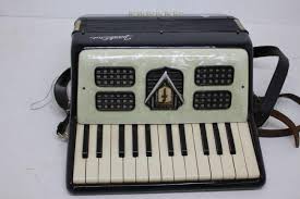 A Frontalini Accordion Made In Italy Serial Number 02/104 ...