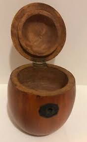 Acorn Wooden Bowl with Hinged Lid Wood Acorn display 5 1/2 ...