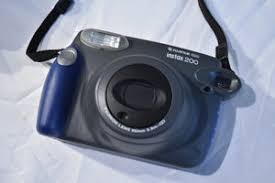 Fujifilm Instax 200 – Phototek Canada