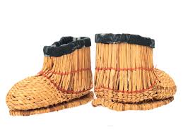 Lot - LOT OF 18 VINTAGE ASSORTED NATIVE AMERICAN MINIATURE ...