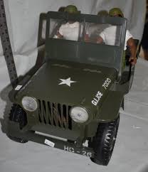 Sold at Auction: Official GI Joe Equipment Jeep Made in USA and two 1992 GI Joe action figures