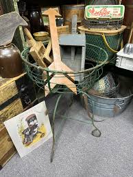 Chairy - Garden chippy green, perfect for a porch, add a fern! | Facebook