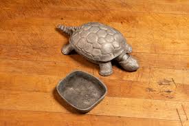 Antique Cast Aluminum Figural Snapping Turtle Spittoon-Type Ashtray – Industrial Artifacts
