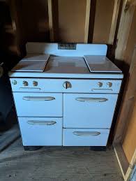 Roper Vintage Oven