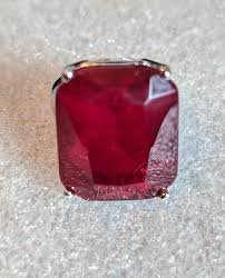 Red Emerald Cut Jeweled Ring – Nauna's Vintage Corner