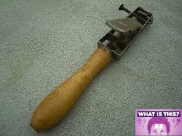 Vintage electric lighter with instructions