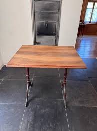 wunderschöner Tisch mit Schieferplatte Cantone Glarona ...