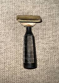 GEM JUNIOR Safety Razor Thick Black Bakelite Handle Brass ...