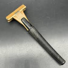 Vintage Schick USA 1960s Mens Razor Retro Bathroom Decor ...