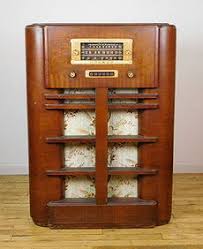 General Electric Floor Model Radio