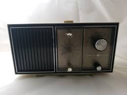 Vintage General Electric Solid State Alarm Clock Radio AM Model C2420 | eBay