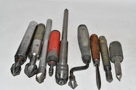 Lot of 9 Vintage Hand Tools, Cutters, Chisels, Drivers Etc ...