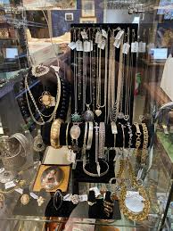 Aunt Bill's Vintage and... - Aunt Bill's Vintage and Antique