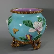 George Jones Majolica Magnolia Cache Pot For Sale at 1stDibs