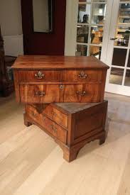 18th Century Antique Chest of Drawers in Walnut and Oak at 1stDibs