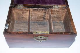 Lot - ENGLISH MAHOGANY TEA CADDY