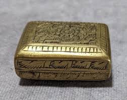 Buy Vintage Gold Floral Carved Trinket Box Online in India - Etsy