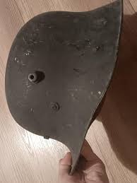 Anyone know why my M27 vickers helmet was repainted again? : r/Militariacollecting