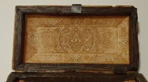 Assassins Creed Movie Apple Of Eden & Chest Ubicollectibles ...