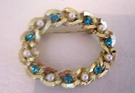 Vintage Gerrys Brooch Oval Faux Pearl Blue Rhinestone Gold ...