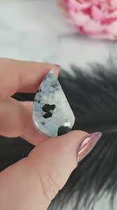 Unique 28 Carat Flashy Rainbow Moonstone Crystal Cabochon ...