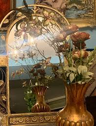 Embracing Eclectic Interiors with a Mix of Vintage and ...