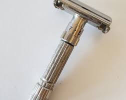 Vintage 1961 Gillette "fat Boy" Safety Razor: Adjustable ...