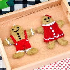 Felt Gingerbread Couple Cookies – Tara Treasures