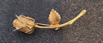 Vintage Signed Giovanni Brooch Pin Gold Tone Long Stem Rose Flower - 2" | eBay