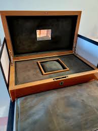 Genuine elegant Girard-Perregaux Haute Horlogerie watch box ...