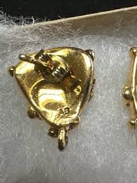 DESIGNER ALEXIS BITTAR GOLD TONE PIERCED EARRINGS STUD | eBay