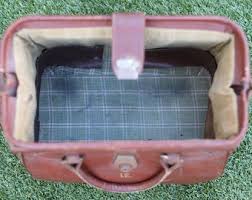 Vintage 1940s Doctors Bag, Leather Steampunk Bag, Vintage Apothecary Bag, Vintage Gladstone Bag, Leather Witches Bag, Magical Potions Bag - Etsy