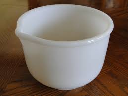 Oster Kitchen Center Glasbake Milk Glass Small 1-1/2 Quart ...