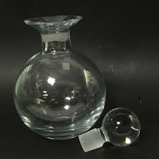 Sold at Auction: La Vida Glass Decanter