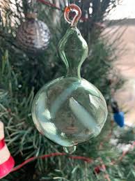 NOS Green ART GLASS Round MOUTH BLOWN CHRISTMAS ORNAMENT | eBay
