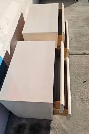 A 1980s Pair of Post Modern White Lacquer Nightstands by Lane Furniture | Chairish