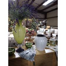 Fiore Large Urn - Designer's Studio