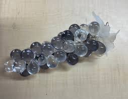 Glass Grape Bunch | Popup France