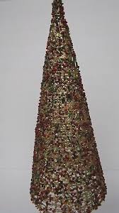 Beautiful Red/Green & Gold Beaded Christmas Tree On Stand | eBay