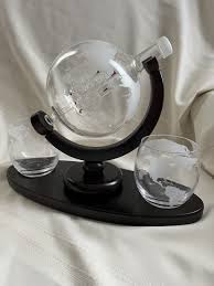 Globe Whiskey Decanter Set with Globe Glasses | eBay