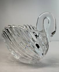 Gloria Vanderbilt 24% Lead Crystal Glass Swan Candy Dish ...