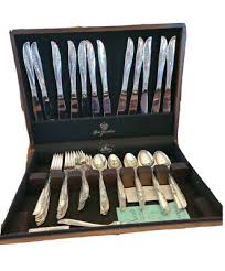 Oneida Rogers Silverware Serve 12 Silver Plate Flatware 74 pcs LILAC TIME Chest | eBay