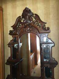 Walnut Pierce Carved Crested Etagere – Salado Creek Antiques