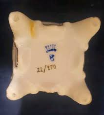 Vintage Small Victorian Footed Square Vase Trinket Holder Pink Roses-Gold Trim | eBay